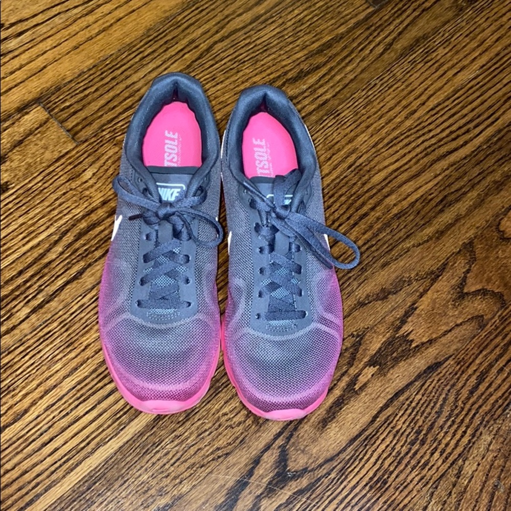 Womens Nike Air max sequent